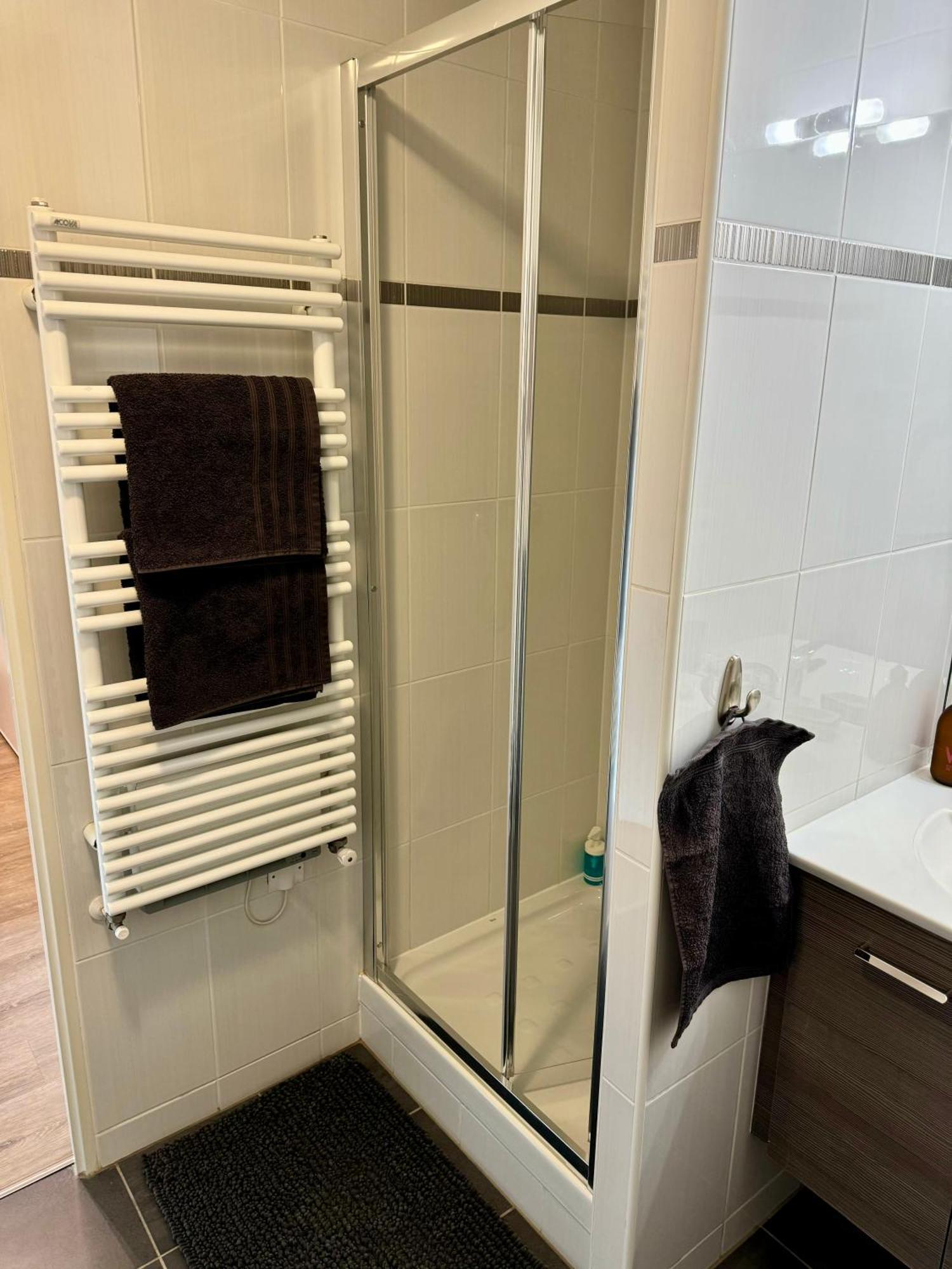 Studio 2 Adultes 2 Enfants Parcs Disneyland Paris 蒙泰夫兰 外观 照片